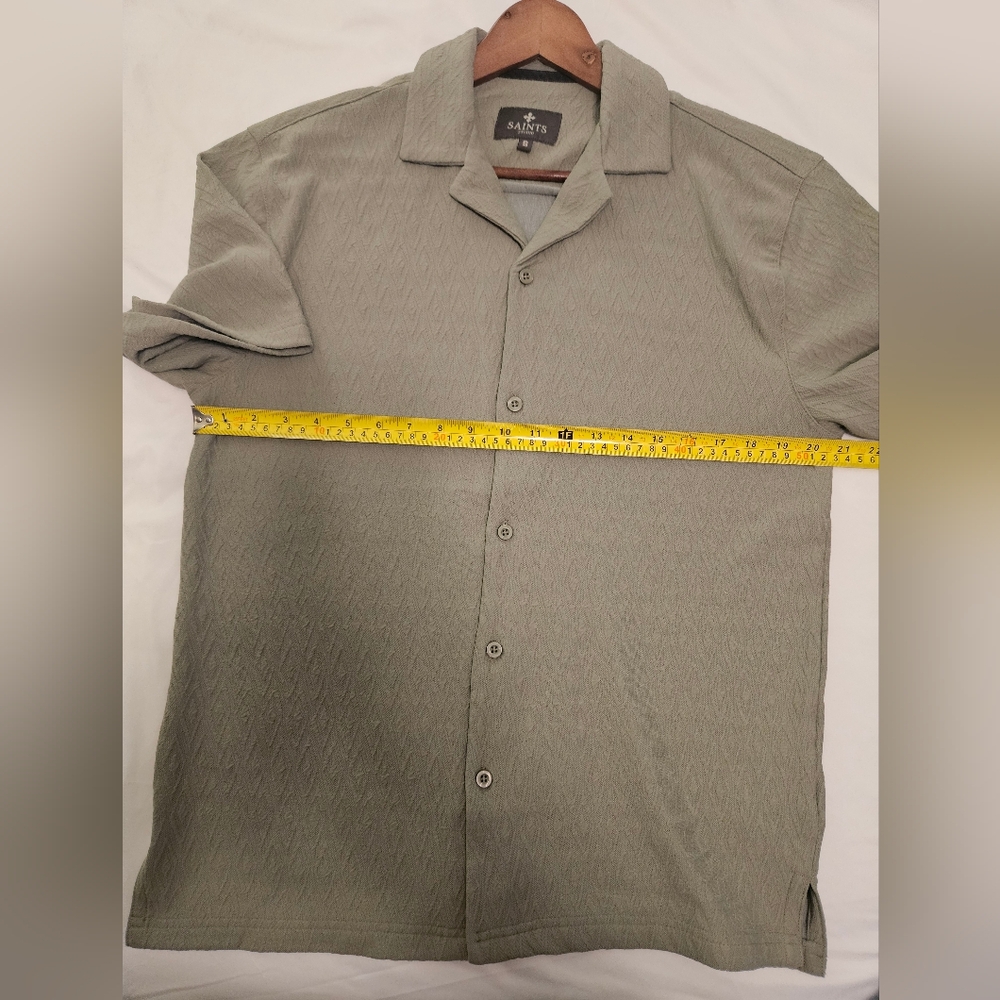 Saints Men's Green Textured Shirt
